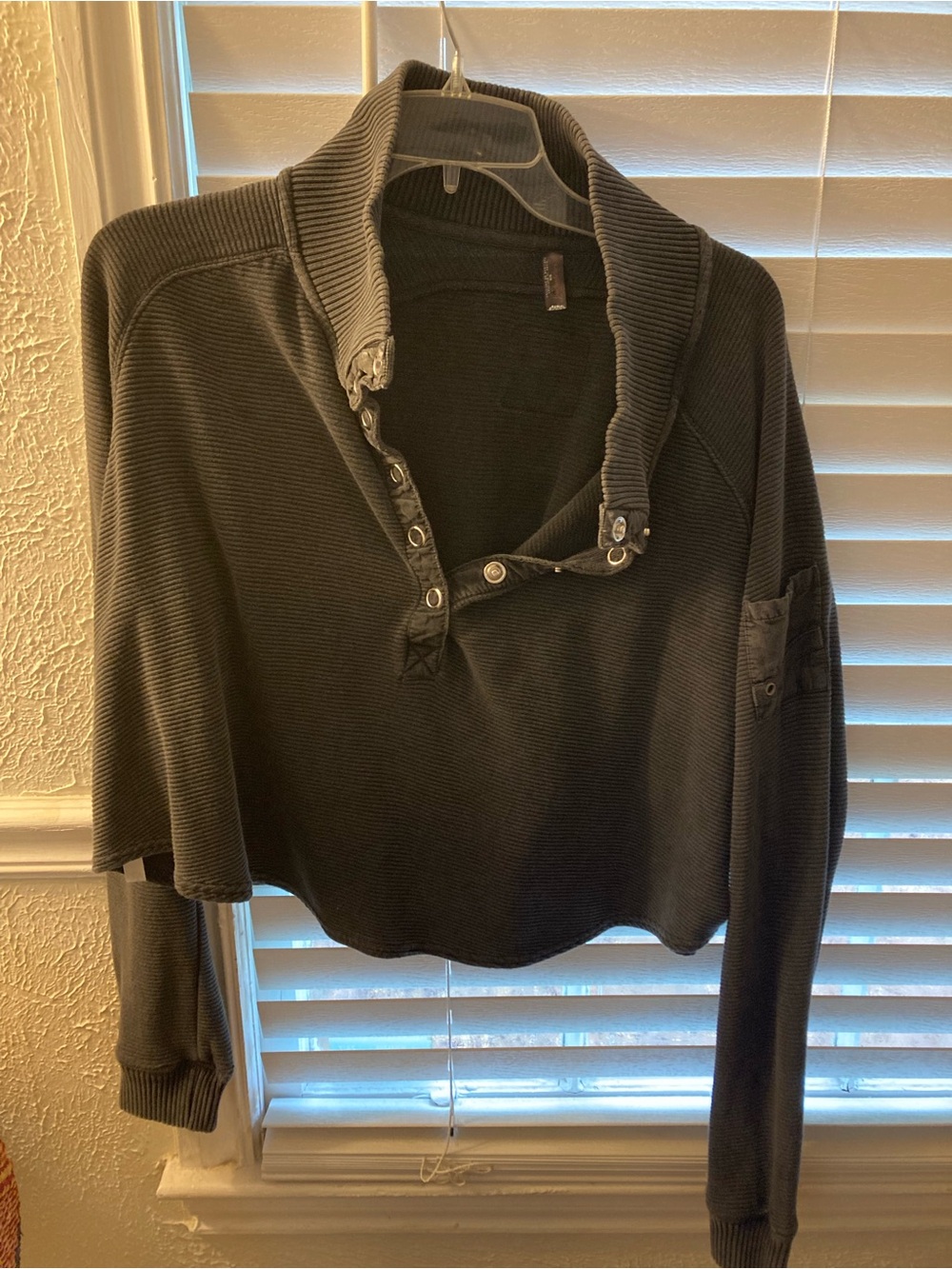 Free People Cropped Snap-Front Funnel Pullover - Dark Gray